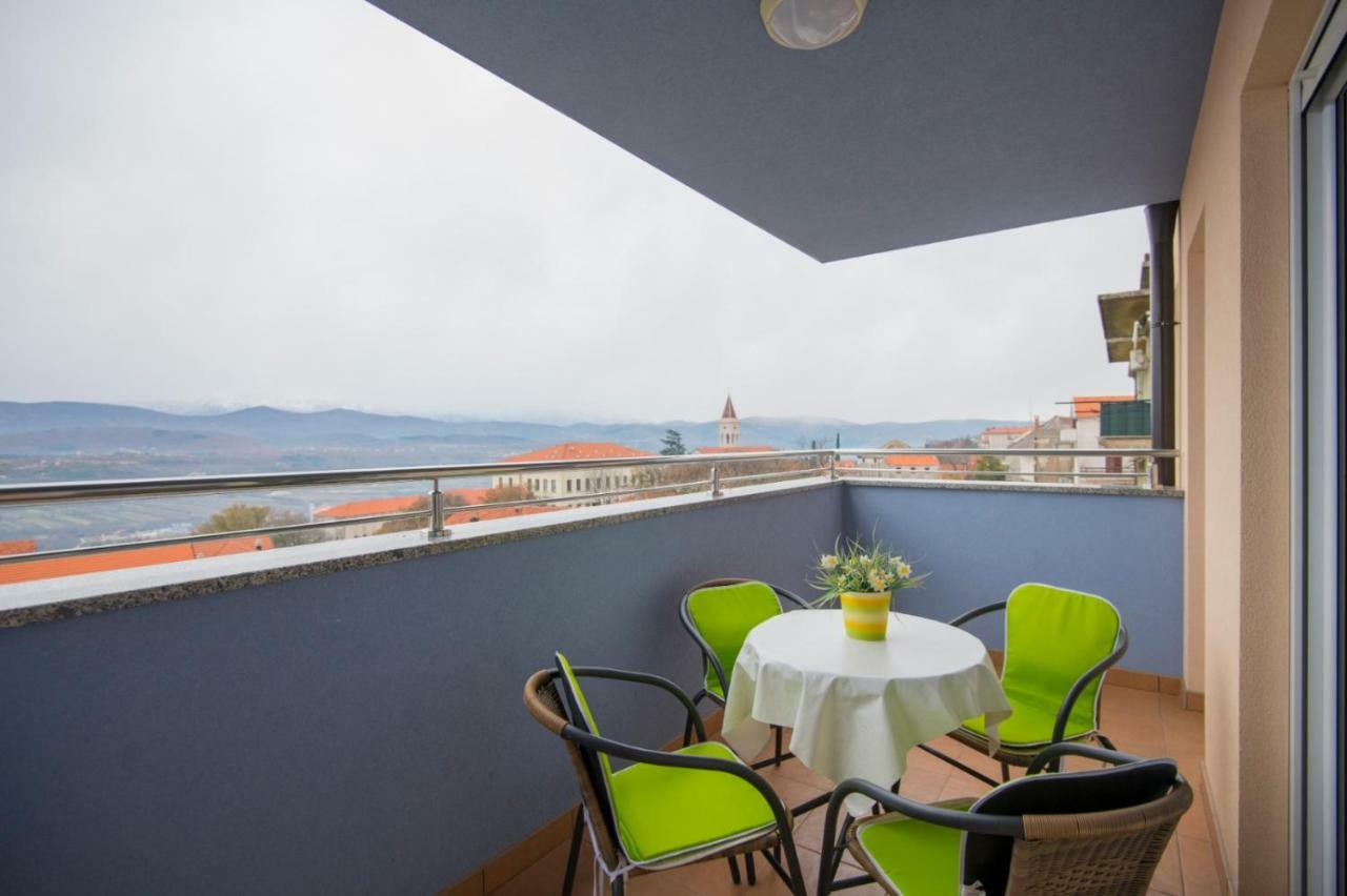 Apartment Petra Imotski Exteriör bild